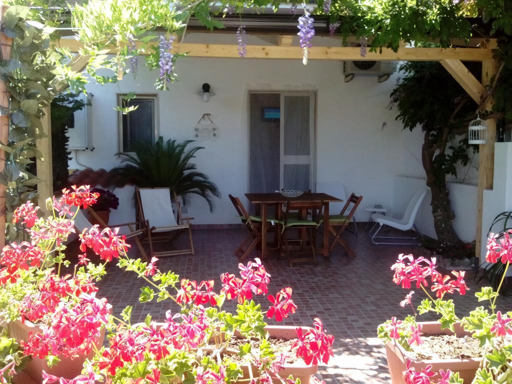 Maison Romantique Santa Maria di Castellabate Zimmer foto